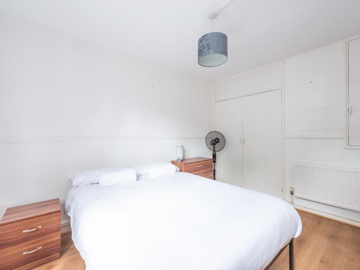 Sootheus - Cosy Surrey Quays Apartment Londen Buitenkant foto